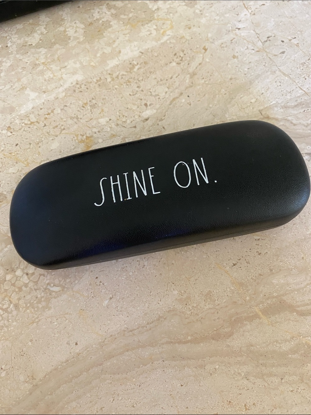 FREE SHINE ON Glasses Case